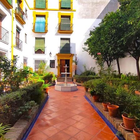 Plaza Cristo De Burgos Apartment Seville Ngoại thất bức ảnh