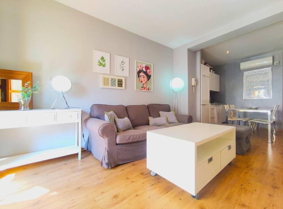 Plaza Cristo De Burgos Apartment Seville Ngoại thất bức ảnh